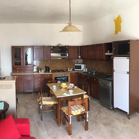Da Tzio Abel Lägenhet Baunei Exteriör bild
